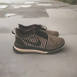 Nike Sneakers‎ Womens Size 8.5 Flyknit Roshe Athletic Shoes